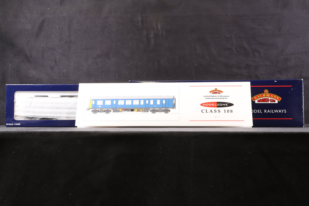 Bachmann OO 32-900Z Cl.108 2-Car DMU British Rail Blue, Modelzone Excl.