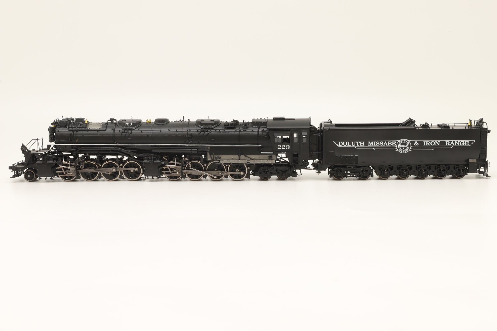 Iron Horse Models HO 17854-1  M-3, 2-8-8-4 The Yellowstone w/ Elesco Feedwater System #223 in DMIR Black