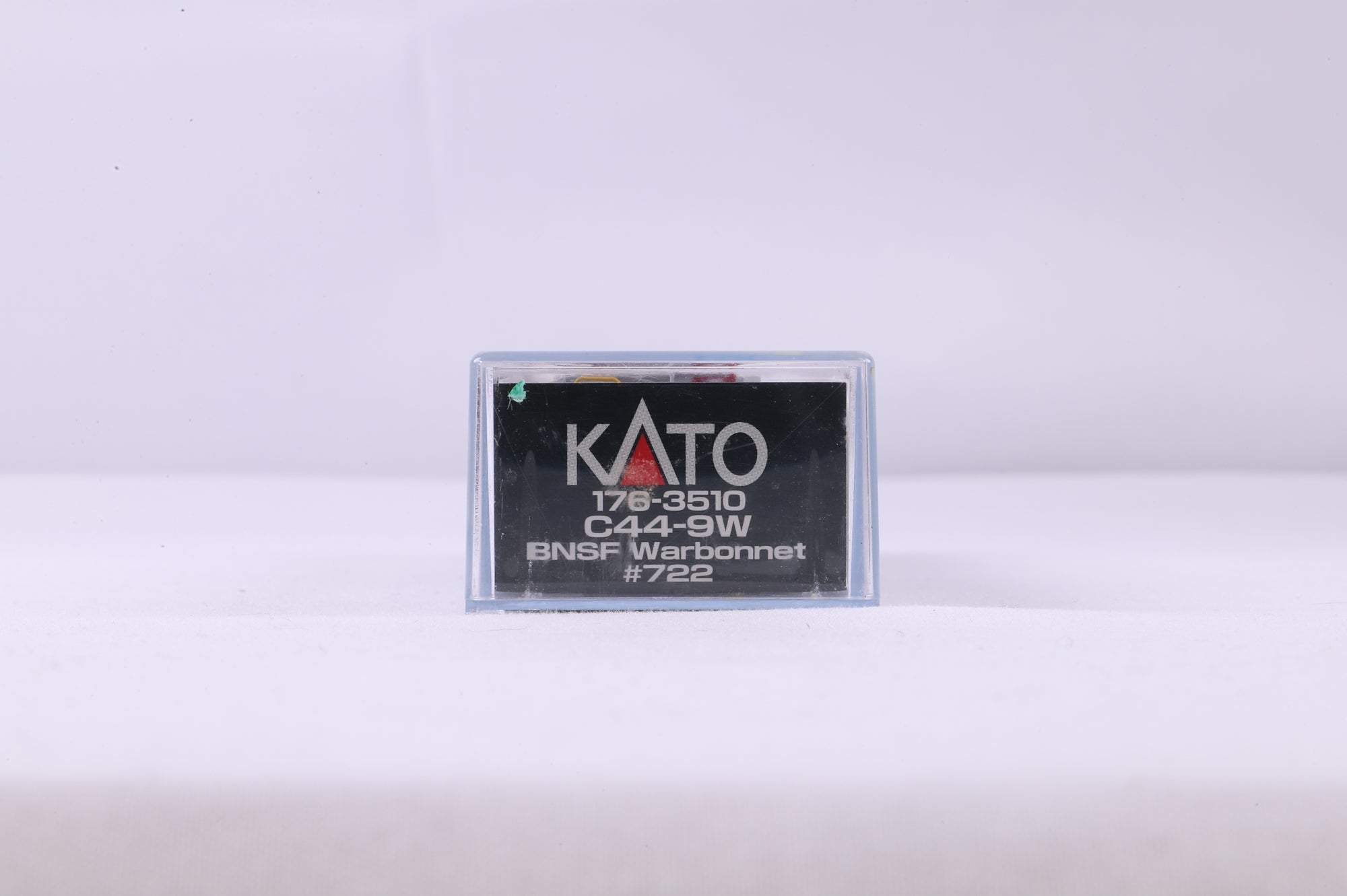 Kato N 176-3510 C44-9W BNSF Warbonnet '722' Diesel Locomotive