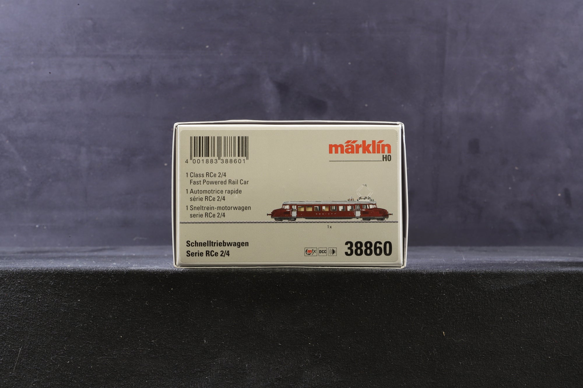 Marklin HO 38860 Class RCe 2/4 '607' Fast Powered Rail Car