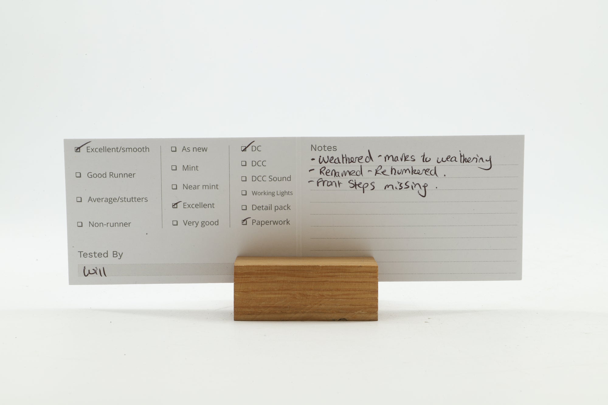 Bachmann OO Class A1 60141 'Abbotsford' in Lined BR Green w/ Early Crests  - Weathered