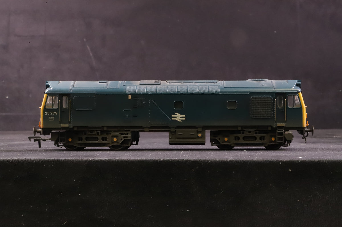 Bachmann OO 32-407 Class 25 25279 in BR Blue - DCC Sound &amp; Weathered