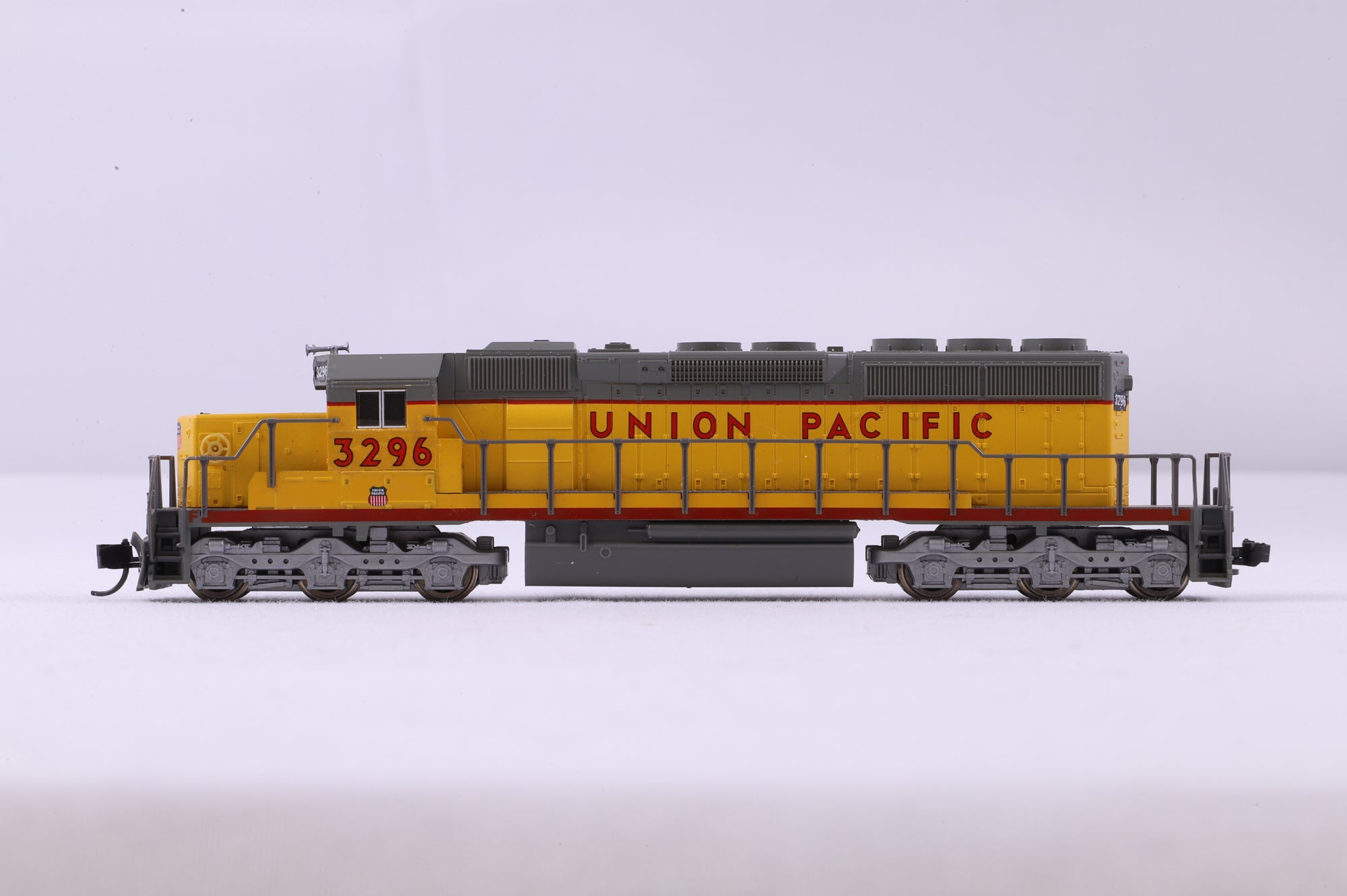 Kato N 176-4910 SD40-2 Snoot UP '3296' Diesel Locomotive Renumbered