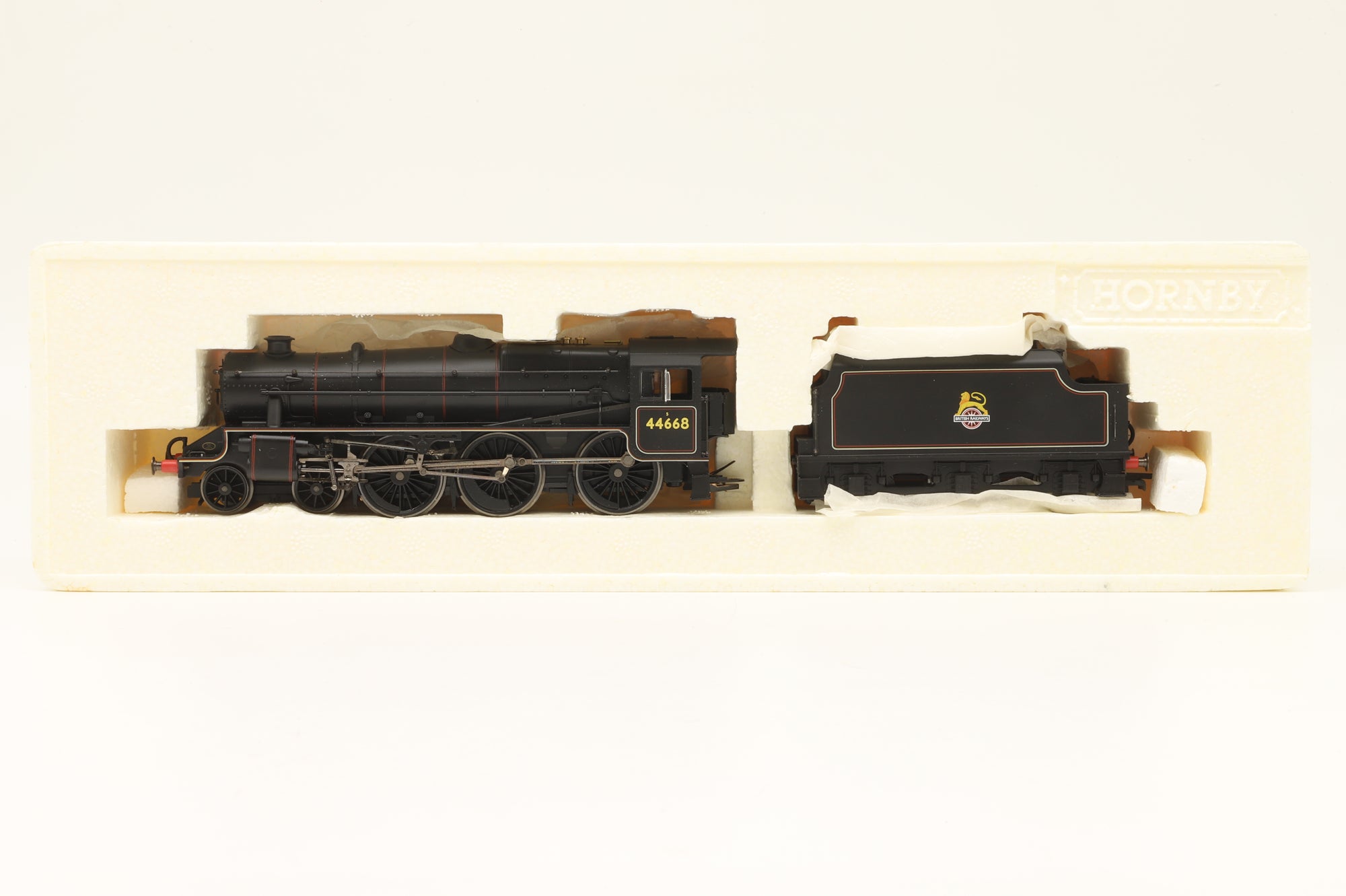 Hornby OO R2322 Class 5MT '44668' BR Lined Black E/C
