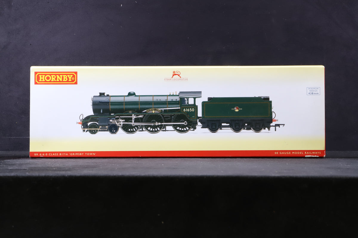Hornby OO R2922 Class B17/6 &#39;61650&#39; &#39;Grimsby Town&#39; BR Lined Green L/C