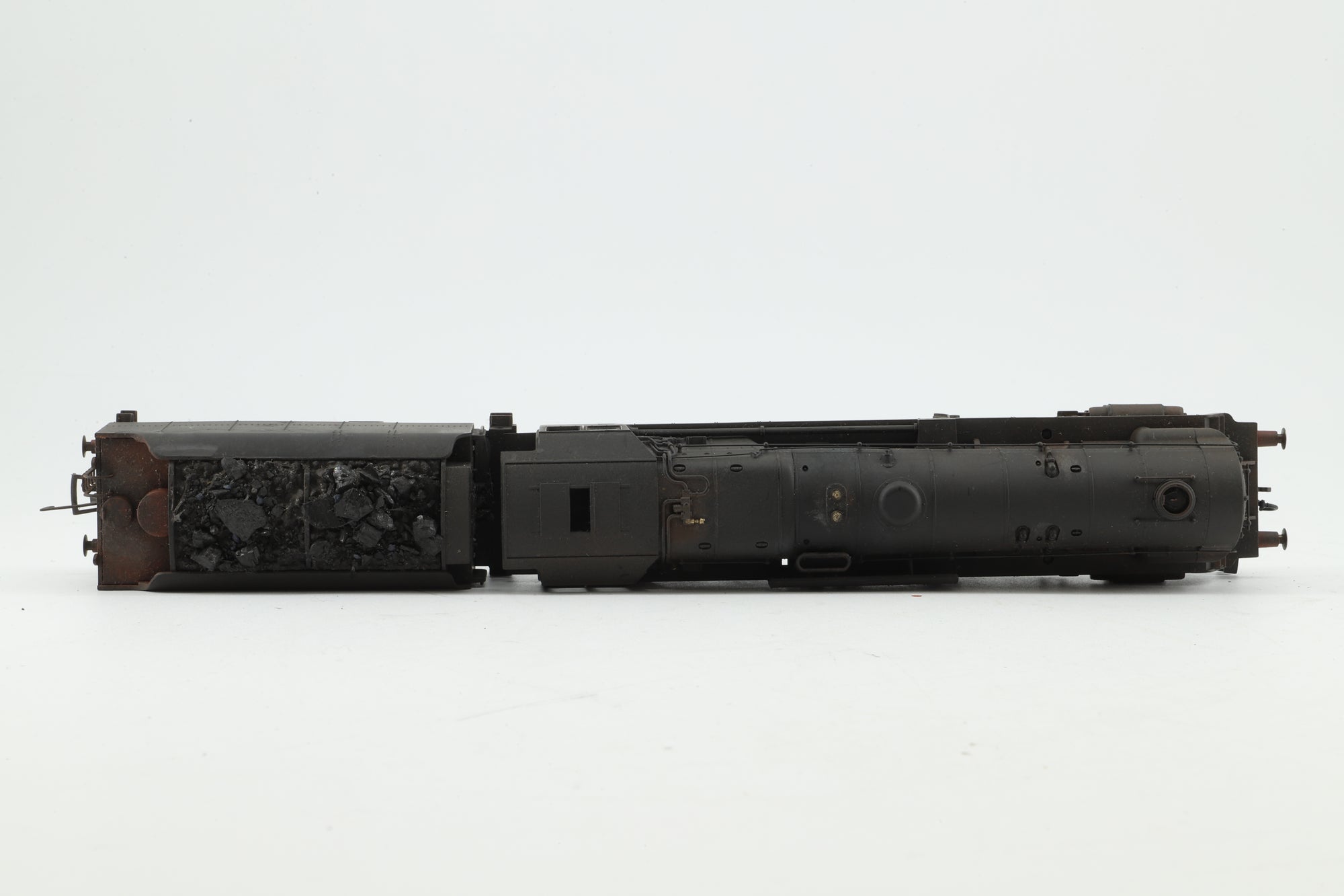 Hornby Railroad R3274 Class 9F w/ Crosti Boiler 92023 in BR Black w/ Late Crests - Heavily Weathered & DCC Sound