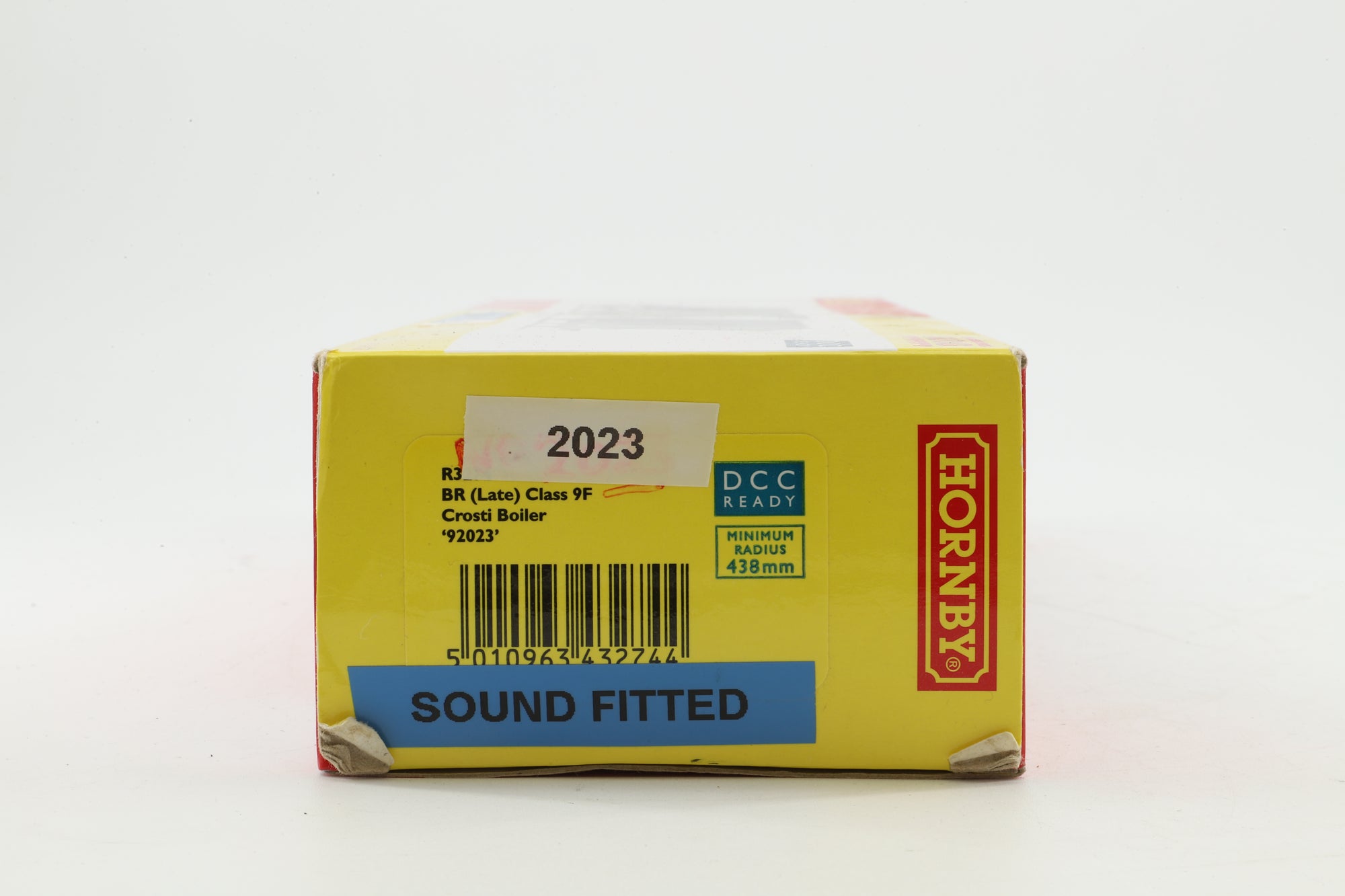 Hornby Railroad R3274 Class 9F w/ Crosti Boiler 92023 in BR Black w/ Late Crests - Heavily Weathered & DCC Sound