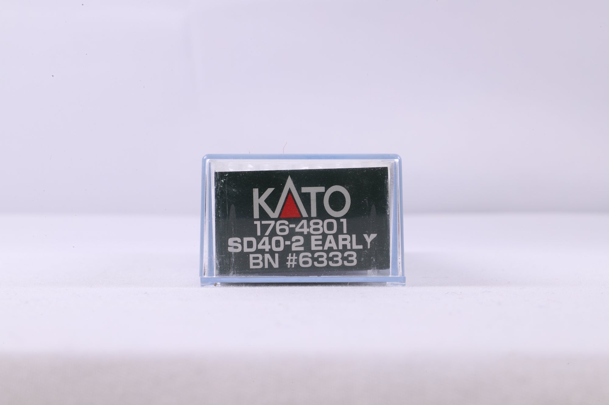 Kato N 176-4801 SD40-2 Early BN '6333' Diesel Locomotive