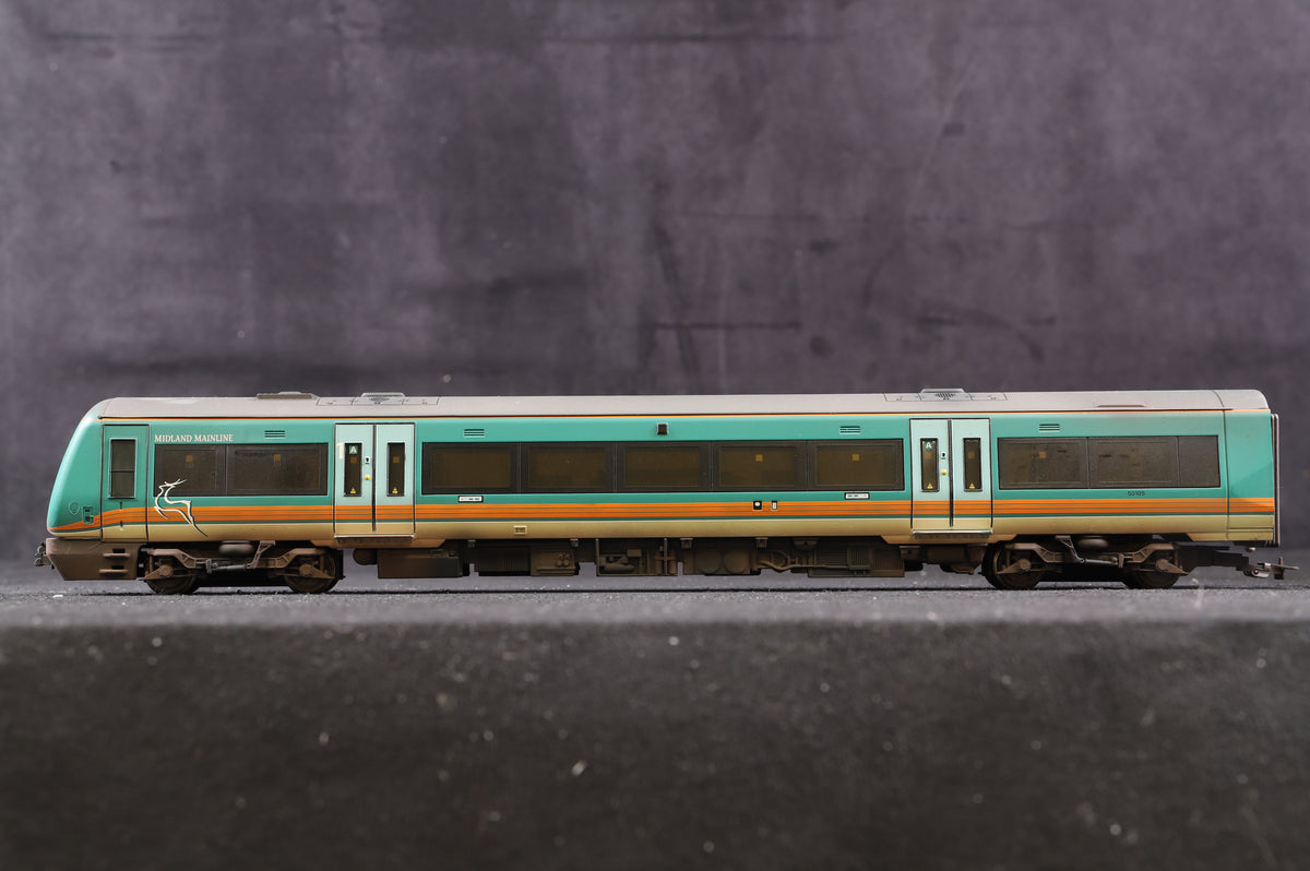 Bachmann OO 32-450 Class 170/1 2 Car DMU Midland Mainline Weathered