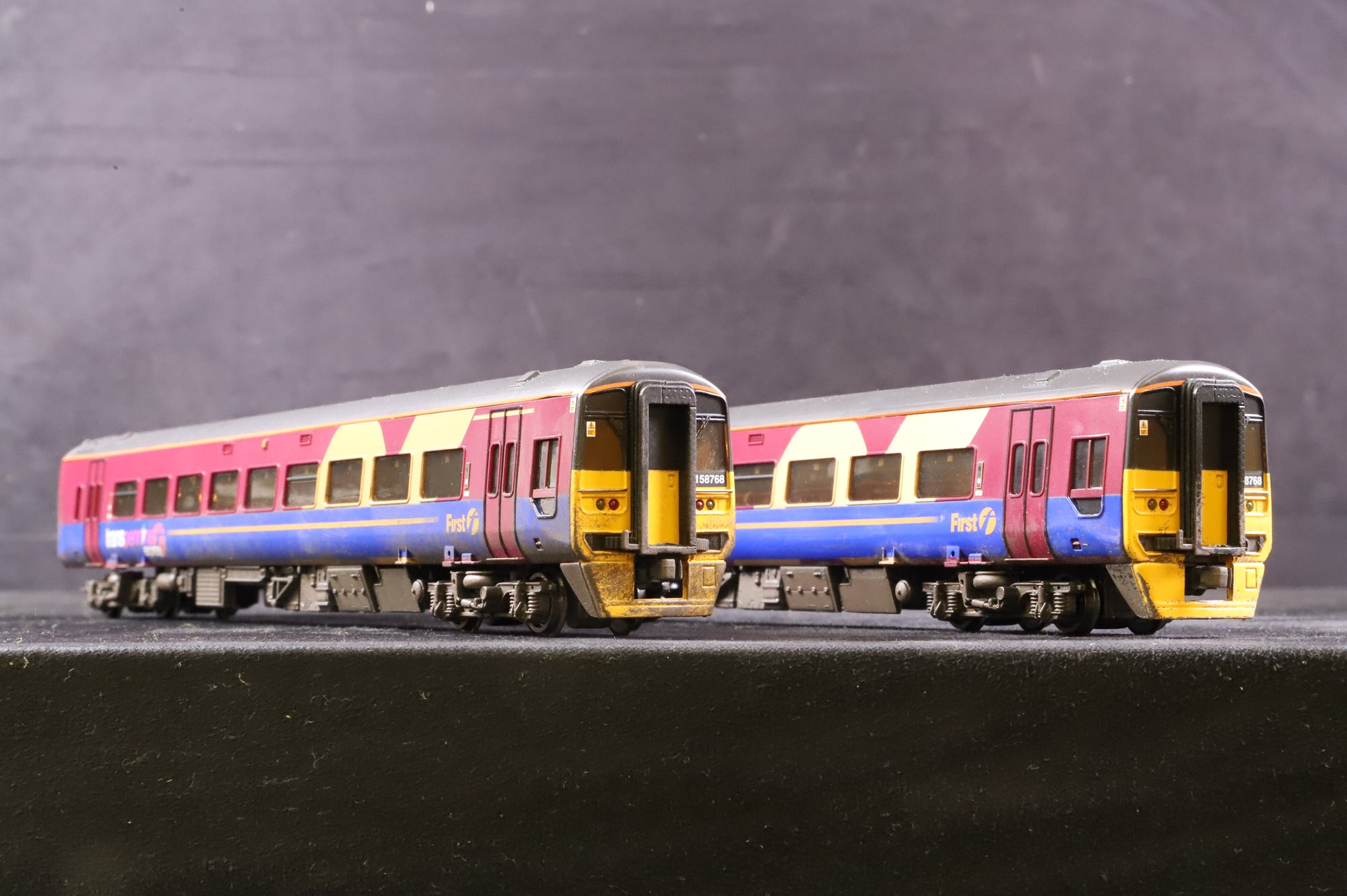 WORKSHOP Bachmann OO Class 158 '158768' First Transpennine Express Livery