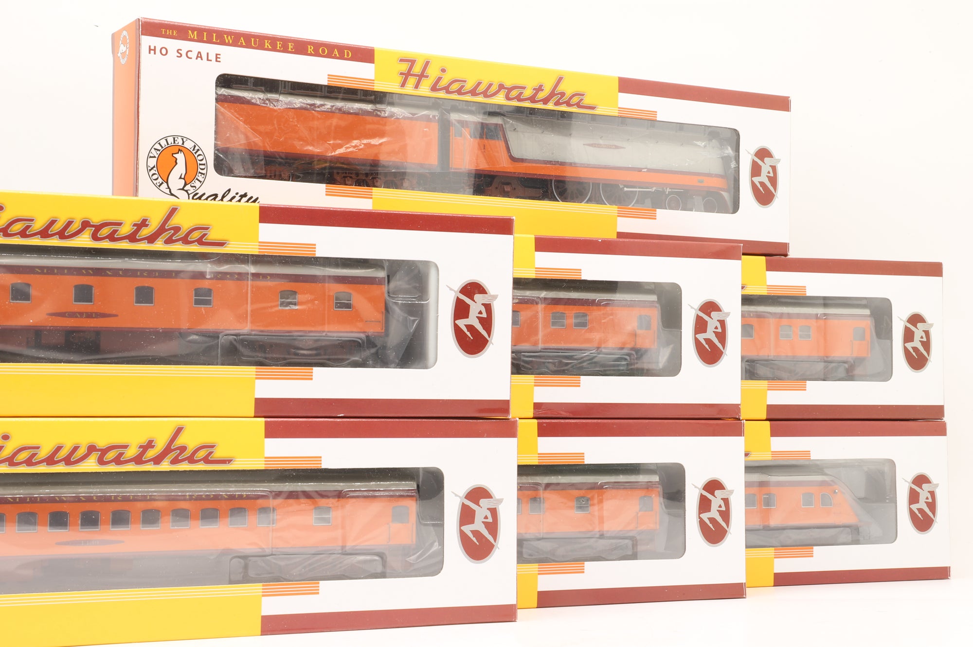 Fox Valley Models HO FVM10001 Milwaukee Road Hiawatha Set Incl. Streamlined Class A & 7x Coaches