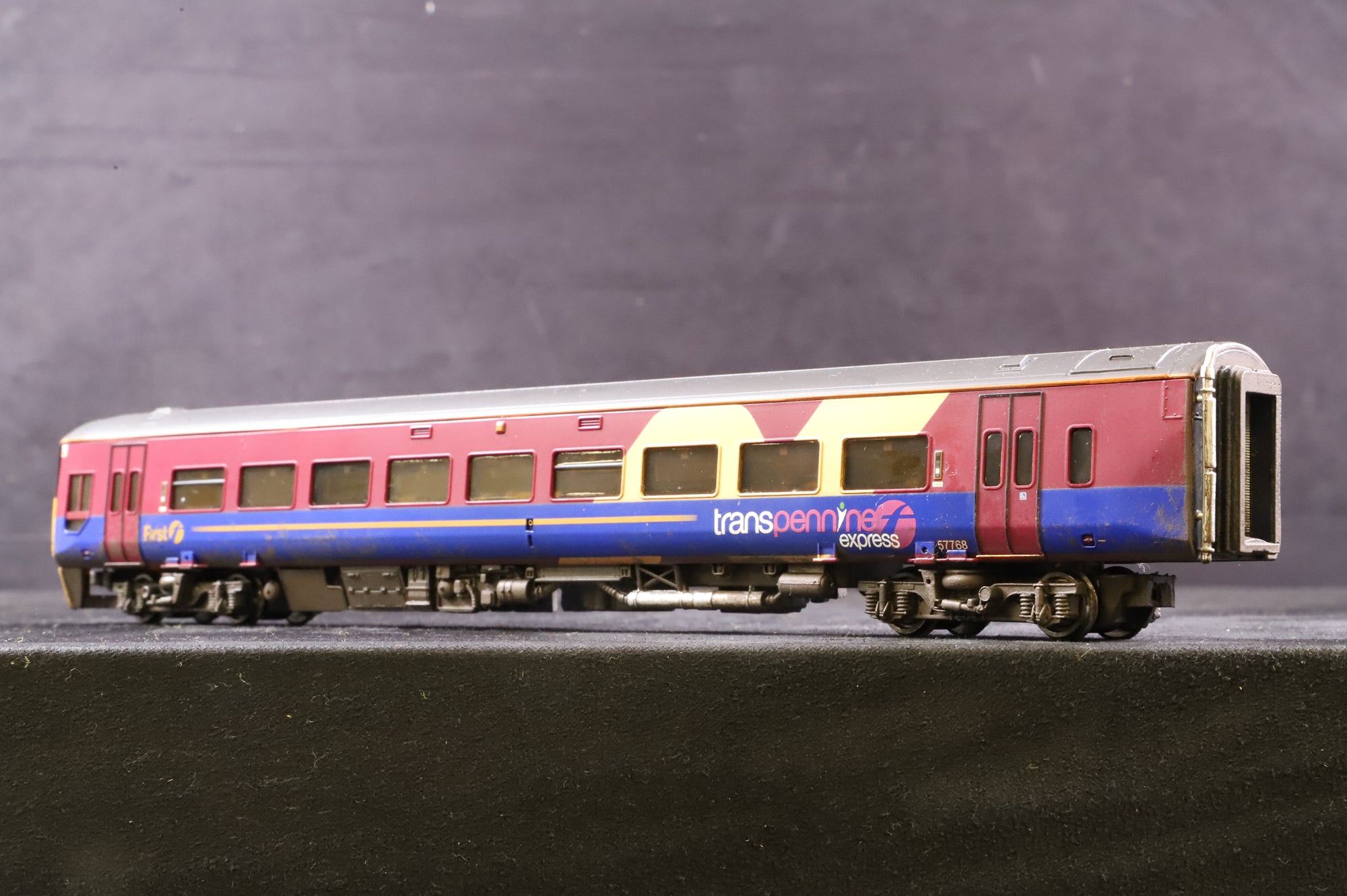 WORKSHOP Bachmann OO Class 158 '158768' First Transpennine Express Livery
