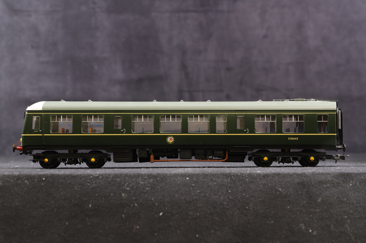 Bachmann OO 32-911 Class 108 3 Car DMU BR Green With Yellow Warning Panels