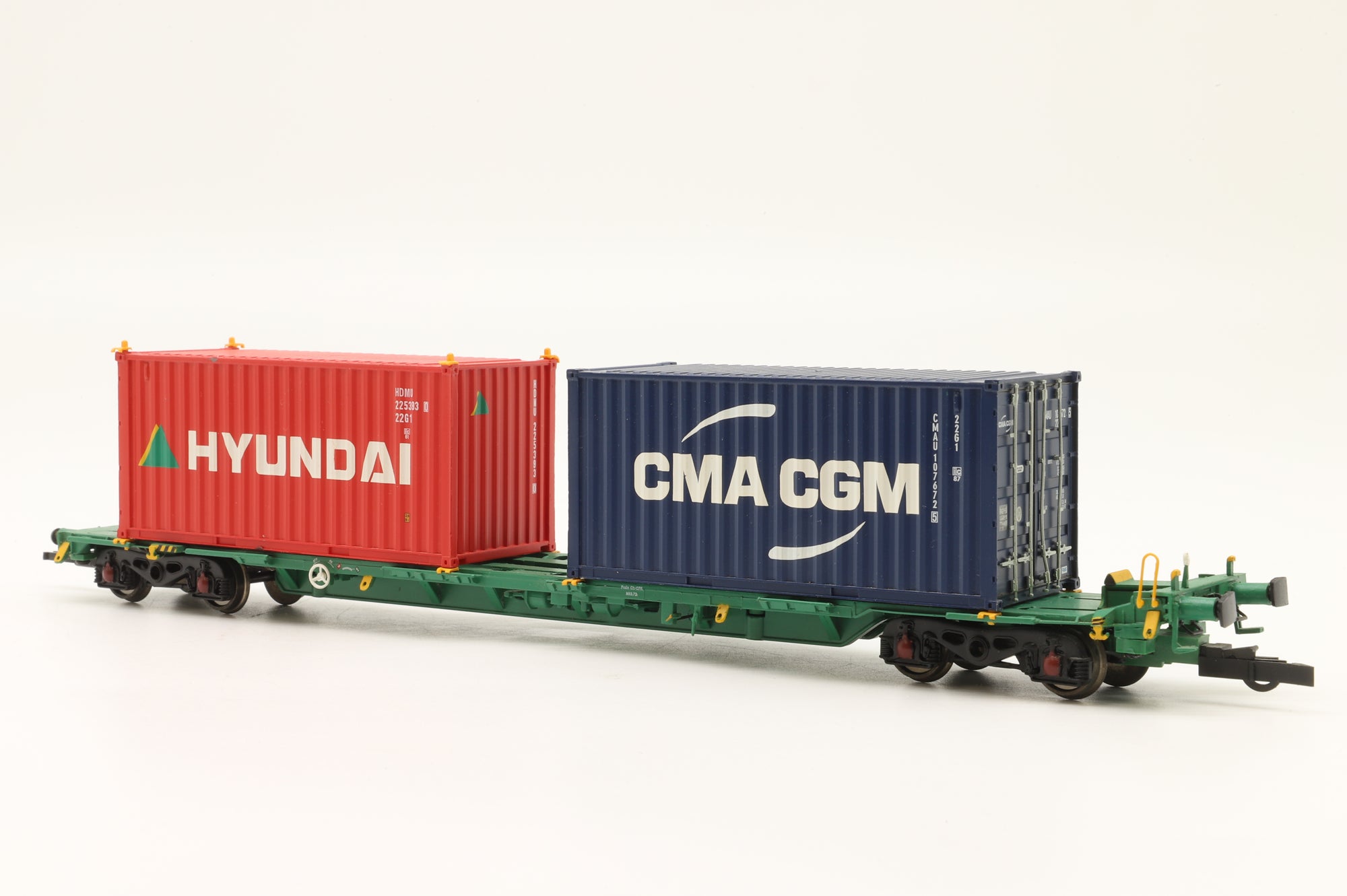 Bachmann OO Rake of 6 Container Wagons & Containers