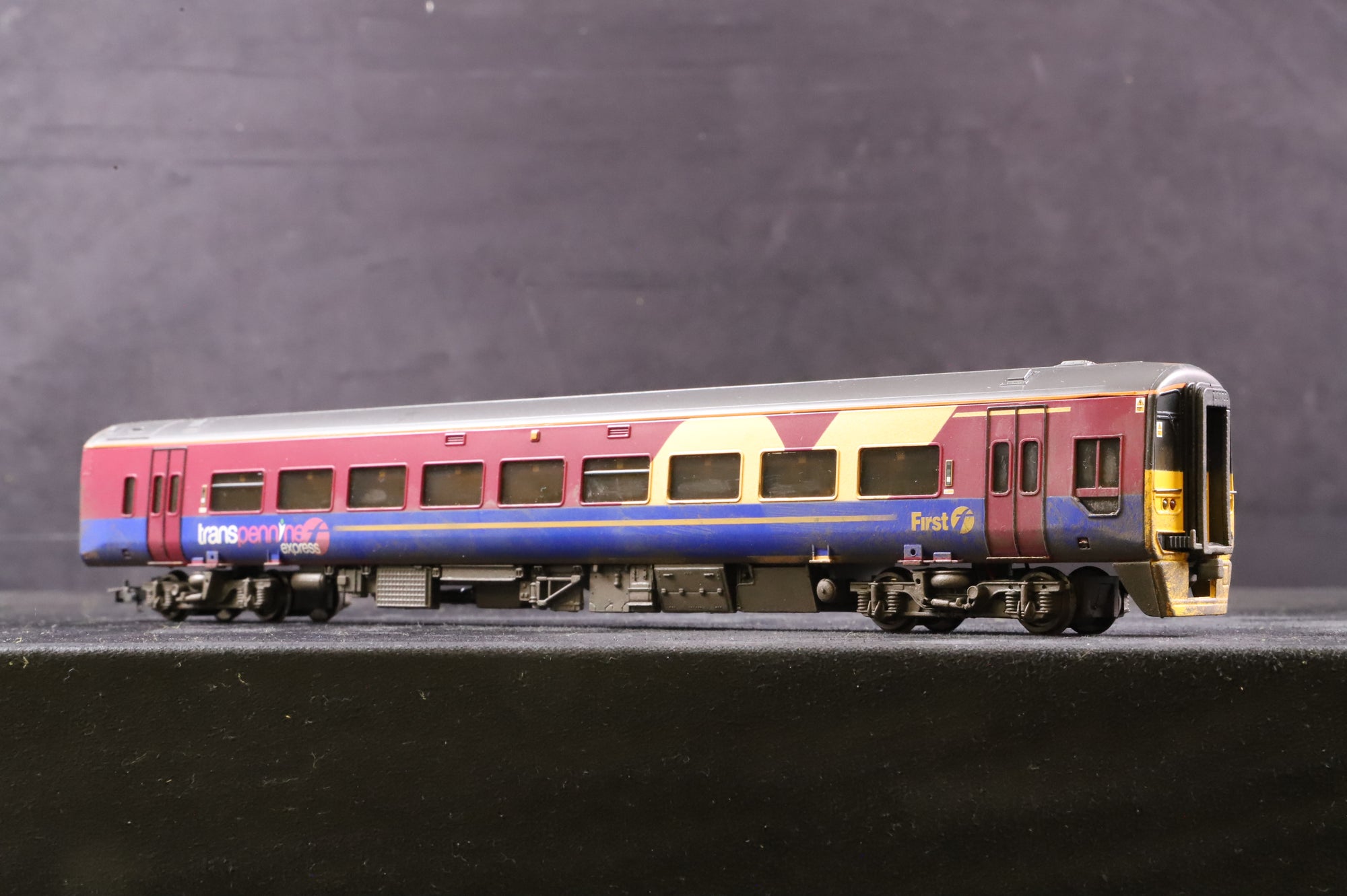 WORKSHOP Bachmann OO Class 158 '158768' First Transpennine Express Livery