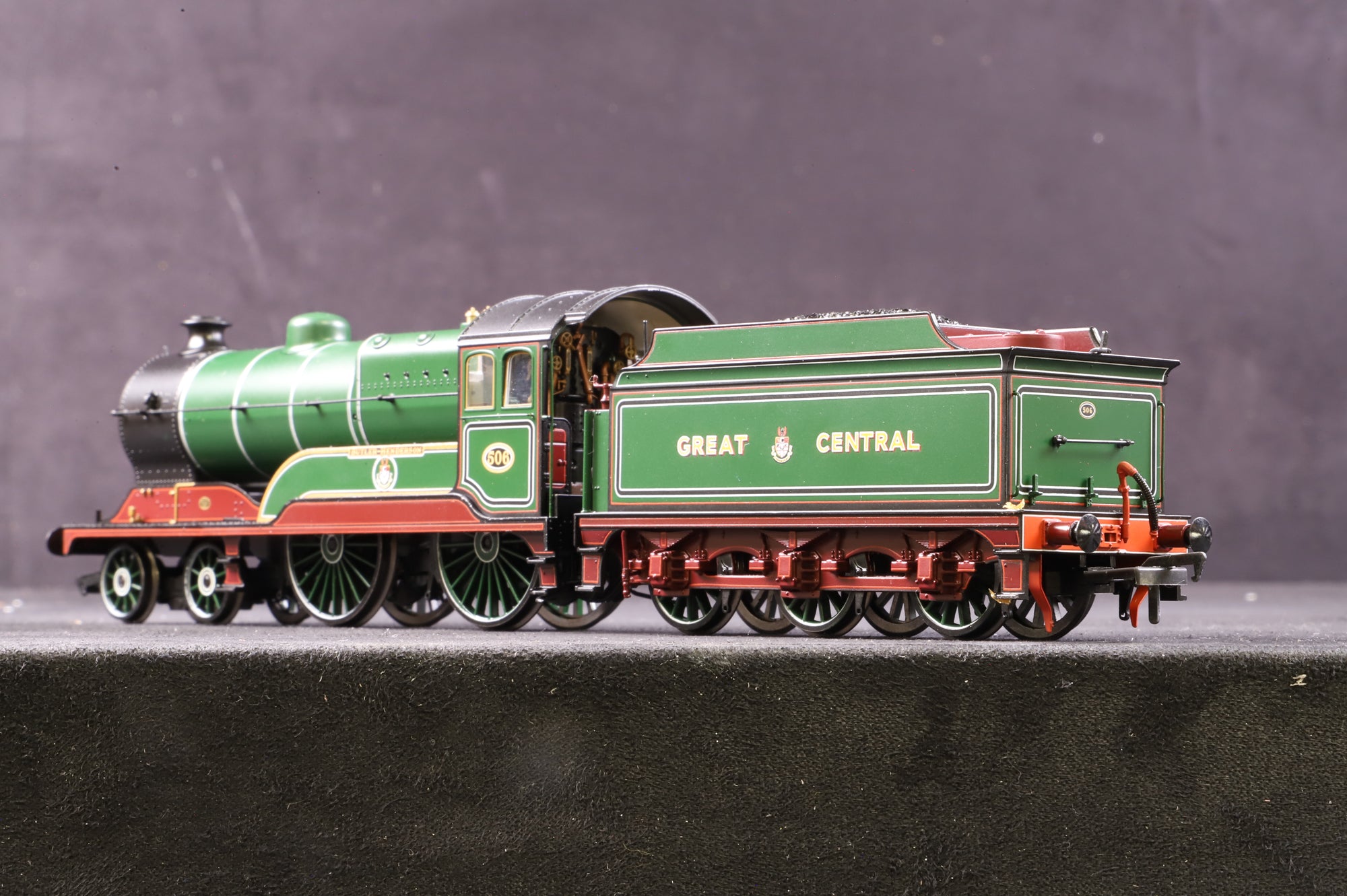 Bachmann OO 31-145NRM Class D11 '506' 'Butler Henderson' Great Central Green Excl. NRM