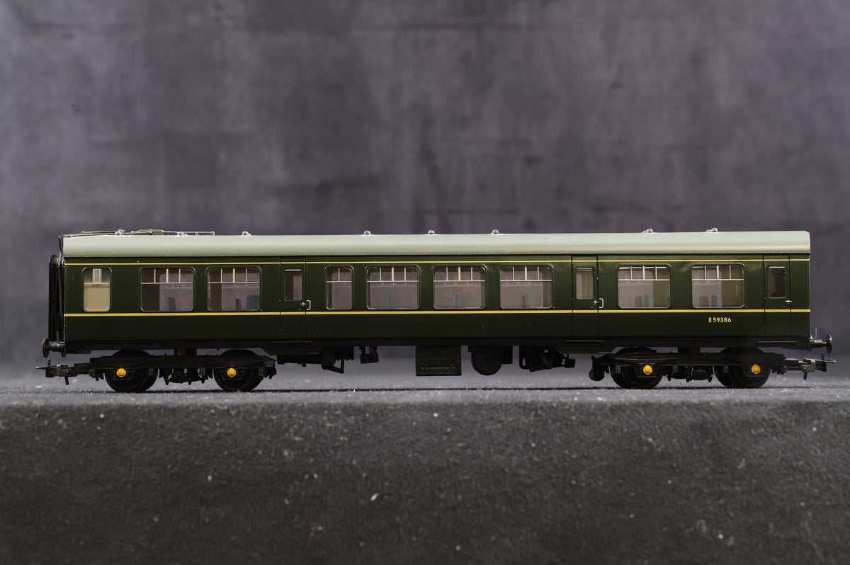 Bachmann OO 32-911 Class 108 3 Car DMU BR Green With Yellow Warning Panels