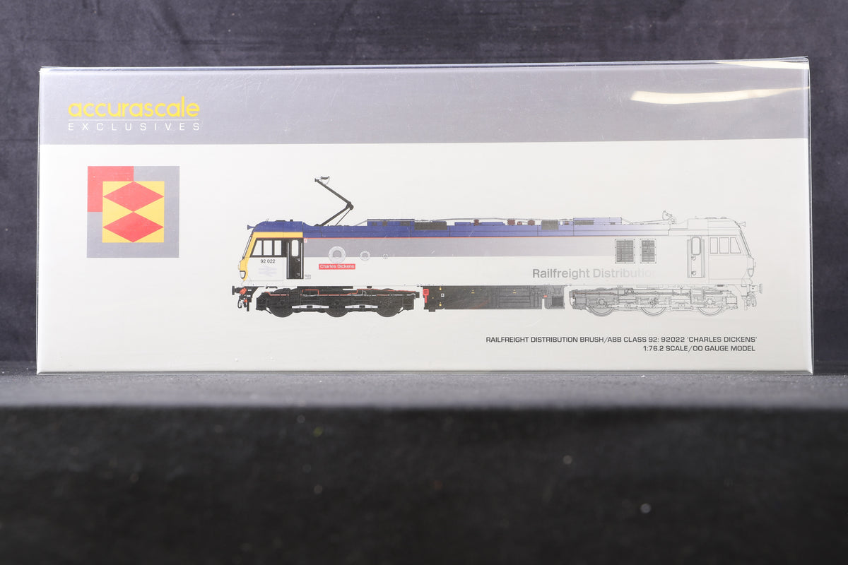 Accurascale OO ACC2197 Class 92 &#39;92022&#39; &#39;Charles Dickens&#39; Railfreight Distribution