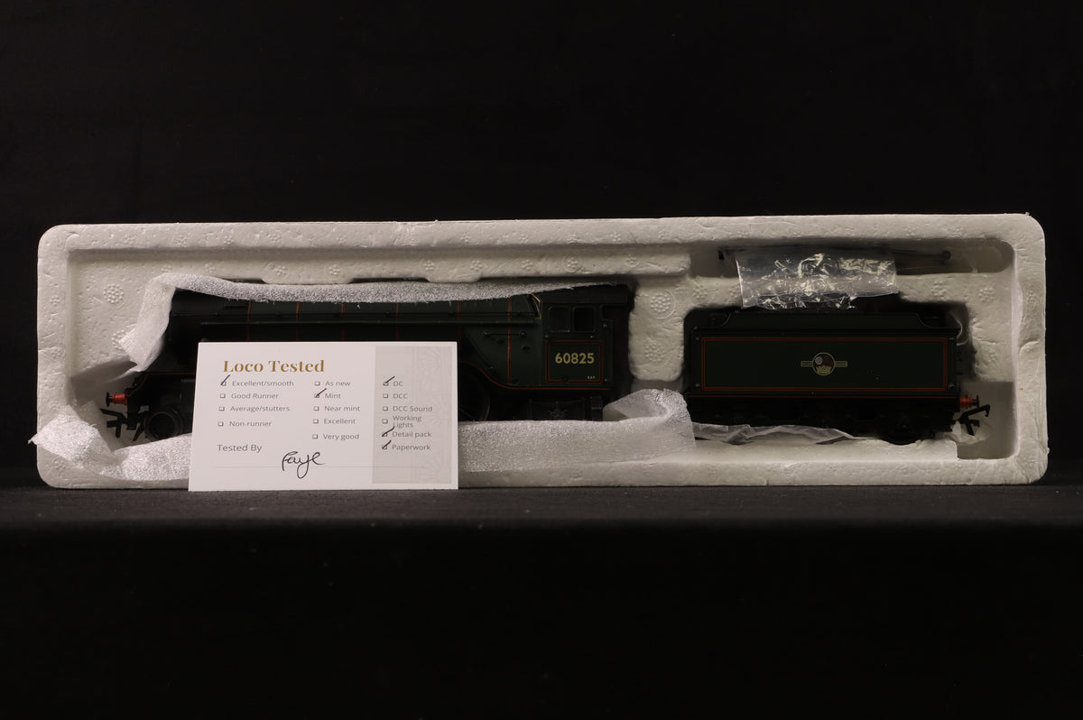 Bachmann OO 31-561 V2 60825 in BR Lined Green w/ Late Crests