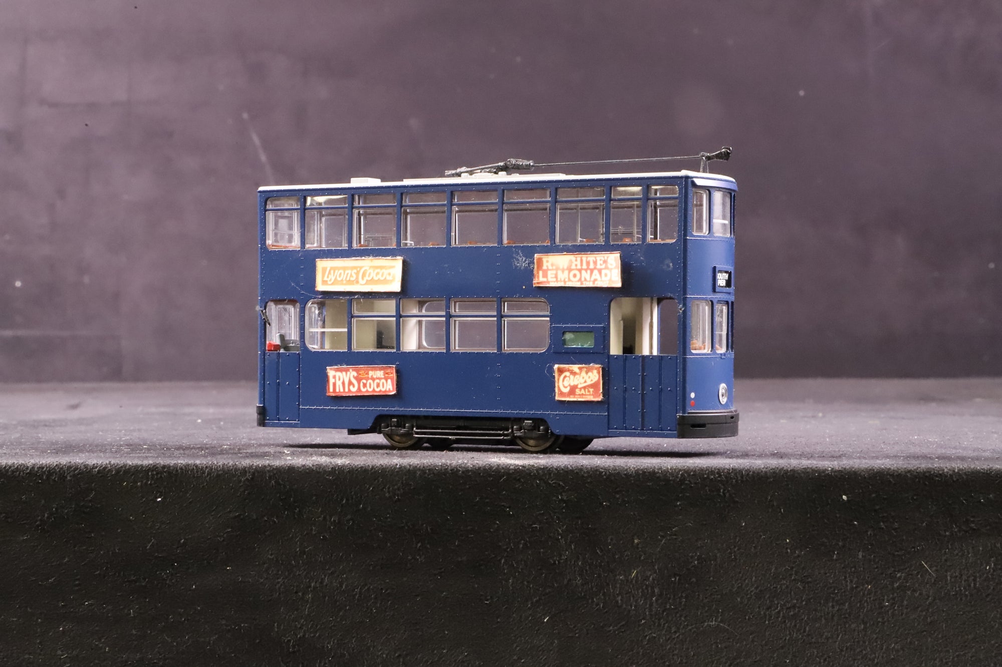 Bachmann OO CE00607 Blue Tram Car