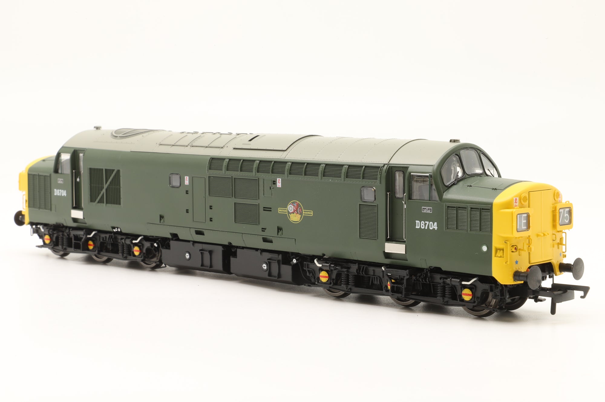 Accurascale OO ACC2303D6704 Class 37/0 'D6704' BR Green (Full Yellow Ends) Era 6