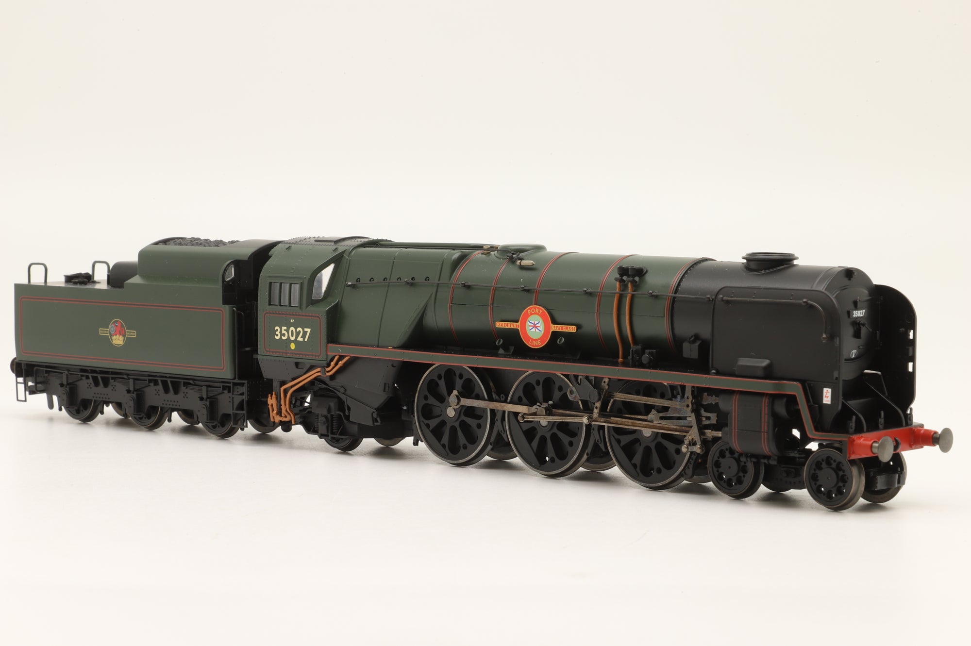 Hornby OO R2268 Merchant Navy Class '35027' 'Port Line' BR Lined Green L/C