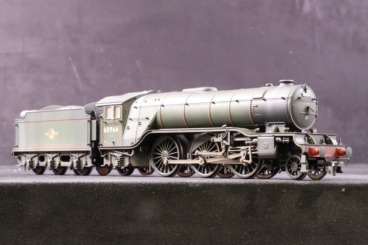 Bachmann OO 35-203ZW Class V2 &#39;60964&#39; &#39;Durham Light Infantry&#39; BR Lined Green L/C Weathered Excl Rails