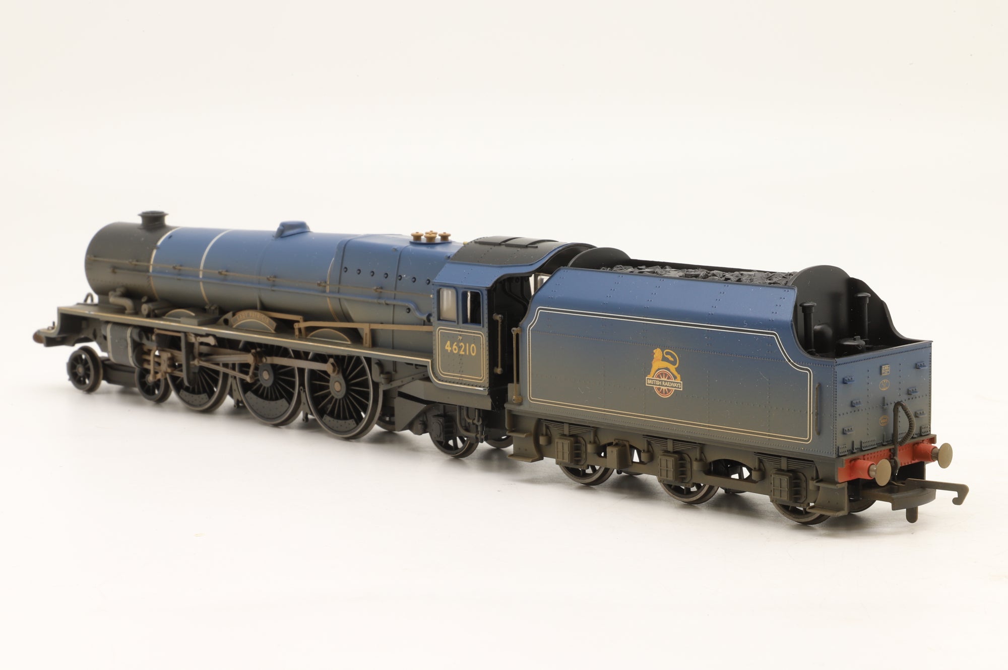 Hornby OO R2448 Princess Royal Class '46210' Lady Patricia' BR Blue E/C Weathered DCC Sound