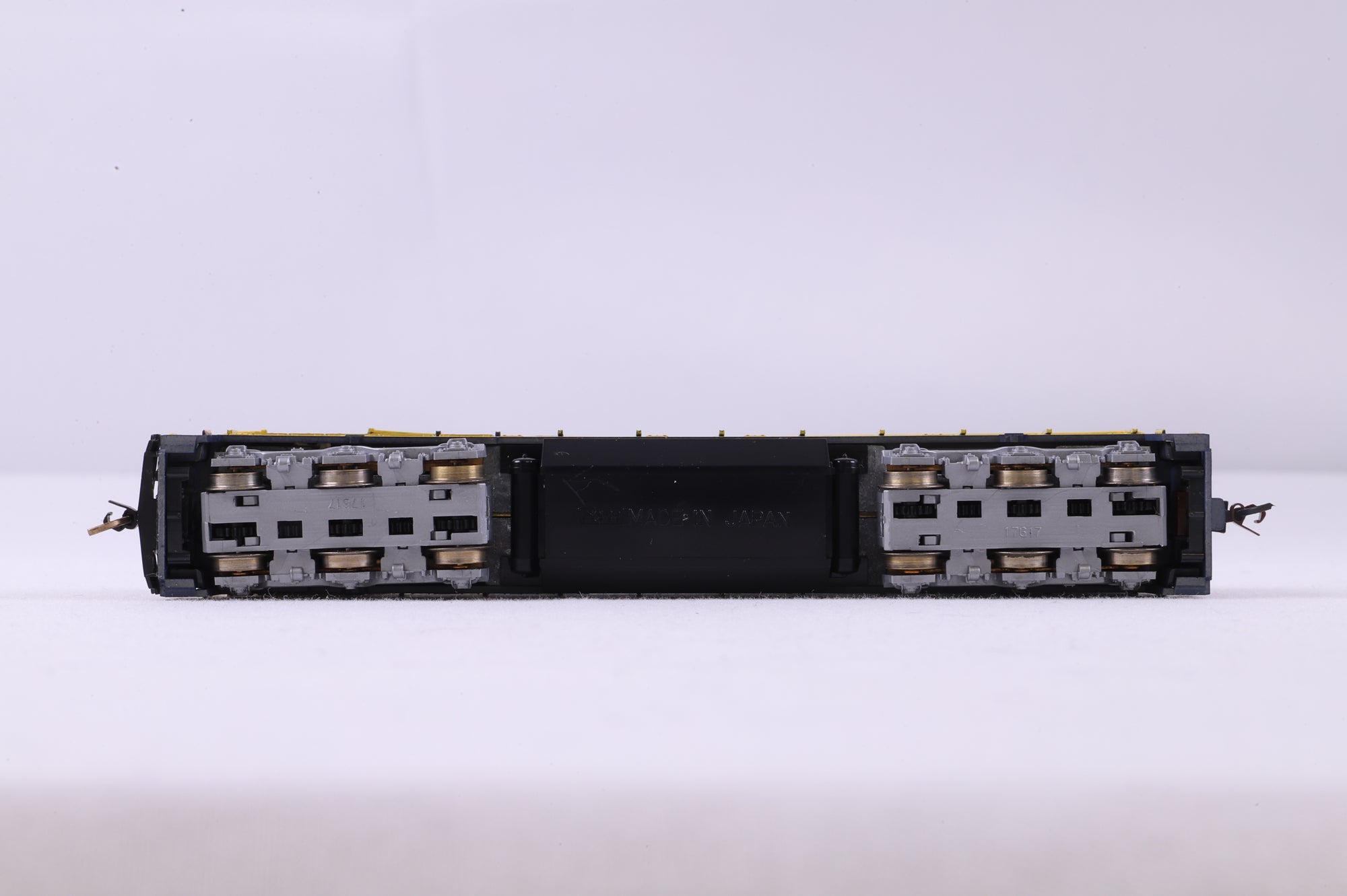 Kato N 176-302 C30-7 AT&SF '8028'