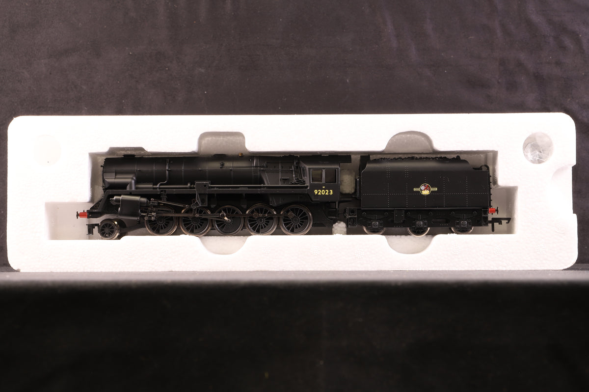 Hornby Railroad OO R3274 Class 9F &#39;92023&#39; Crosti Boiler BR Unlined Black L/C