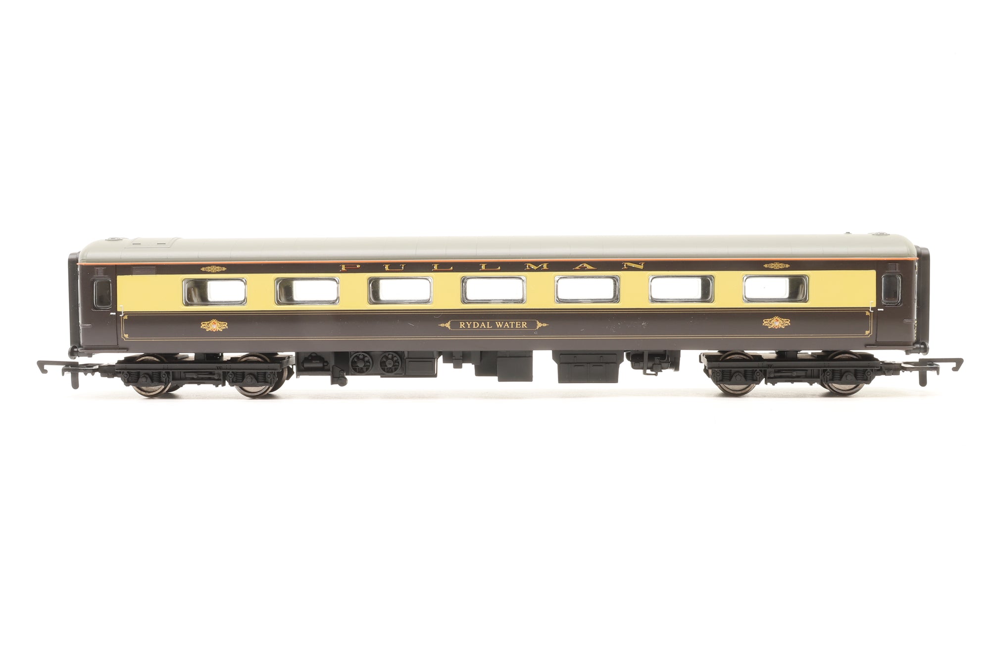 Hornby OO R2979 West Coast Railways Pullman Coach Set Only
