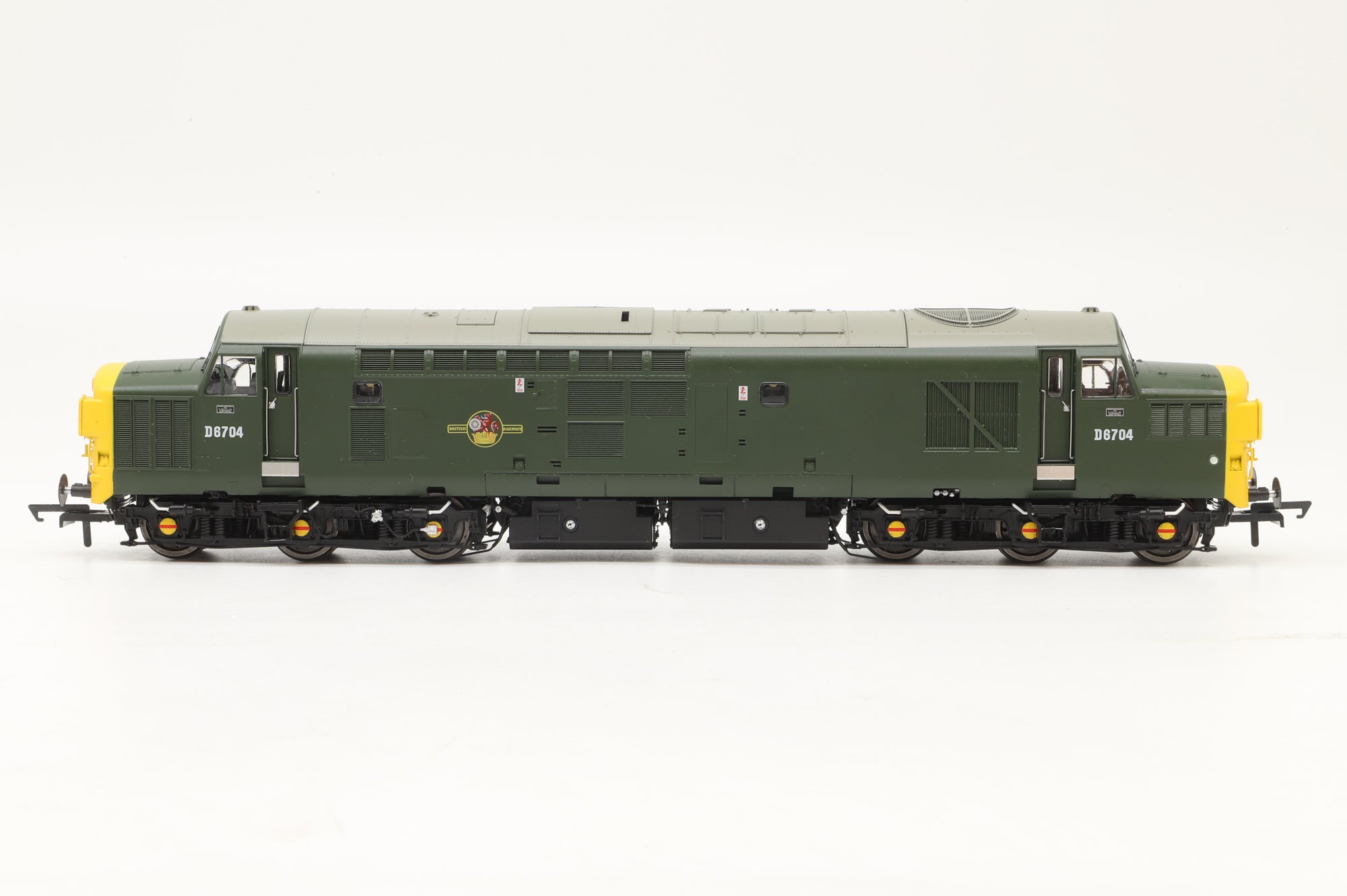 Accurascale OO ACC2303 Class 37 D6704 in BR Green w/ FYEs - DCC Sound