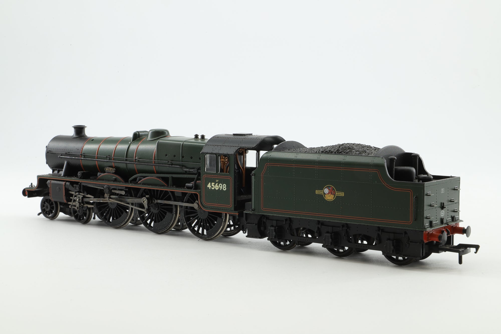 Bachmann OO Jubilee Class 45698 'Mars' in Lined BR Green w/ Late Crests - DCC Sound