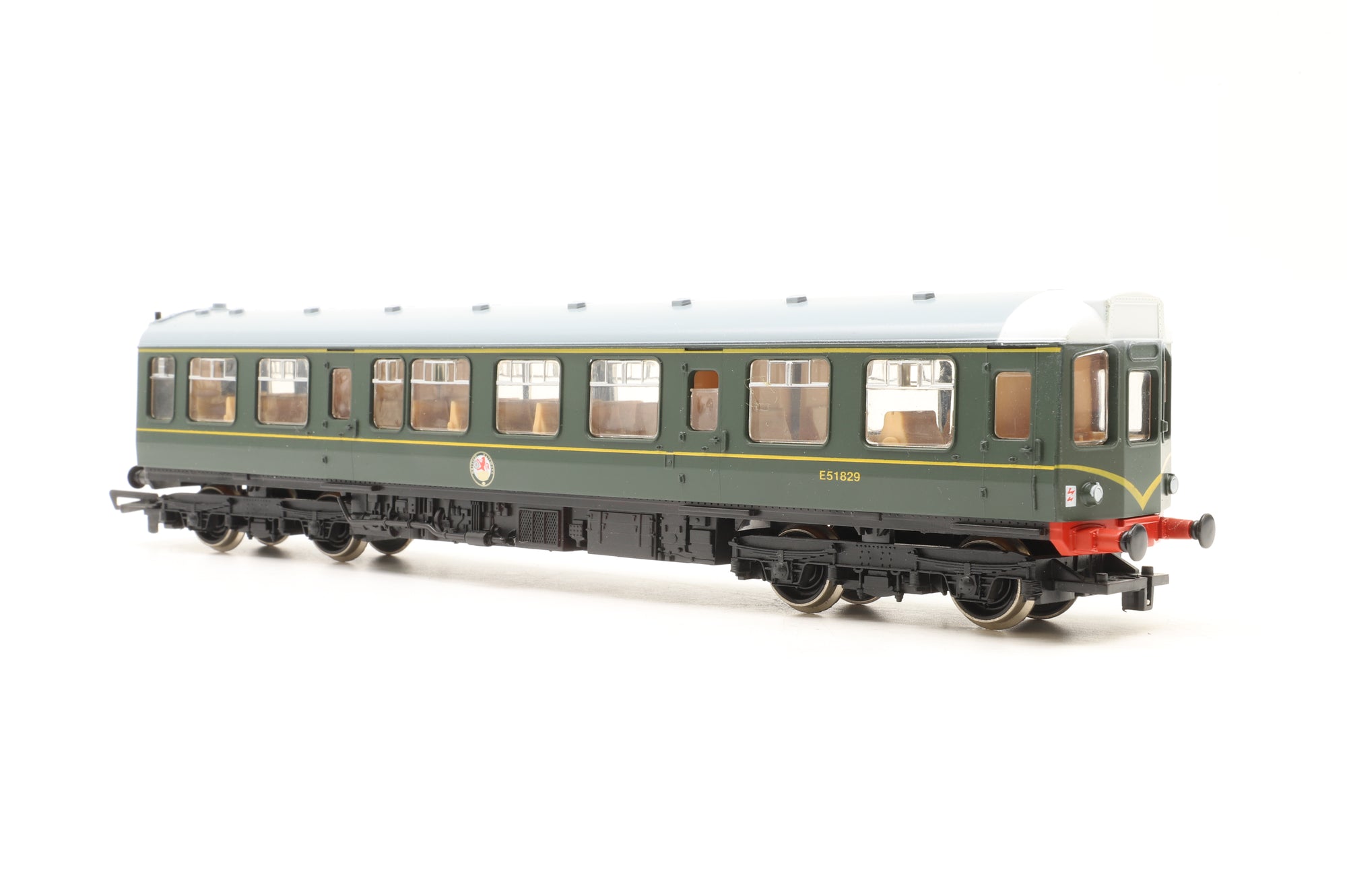Hornby OO R369 BR Class 110 3 Car DMU BR Green