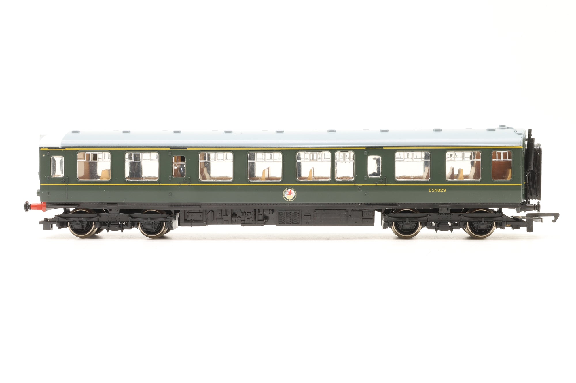 Hornby OO R369 BR Class 110 3 Car DMU BR Green