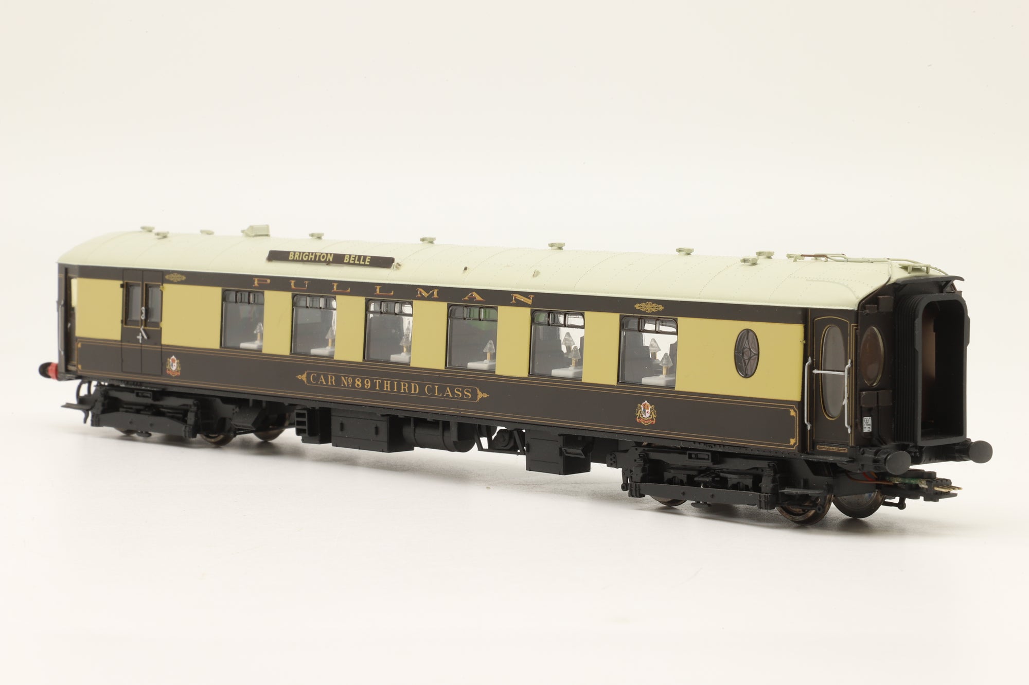 Hornby OO R2987 Brighton Belle 5-Car Set, DCC Sound
