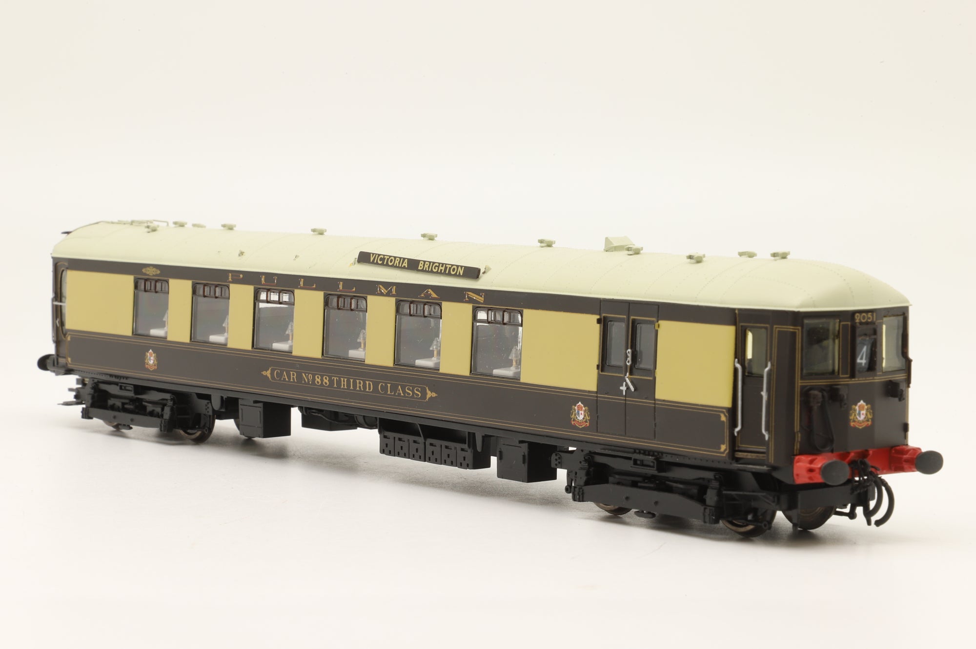 Hornby OO R2987 Brighton Belle 5-Car Set, DCC Sound