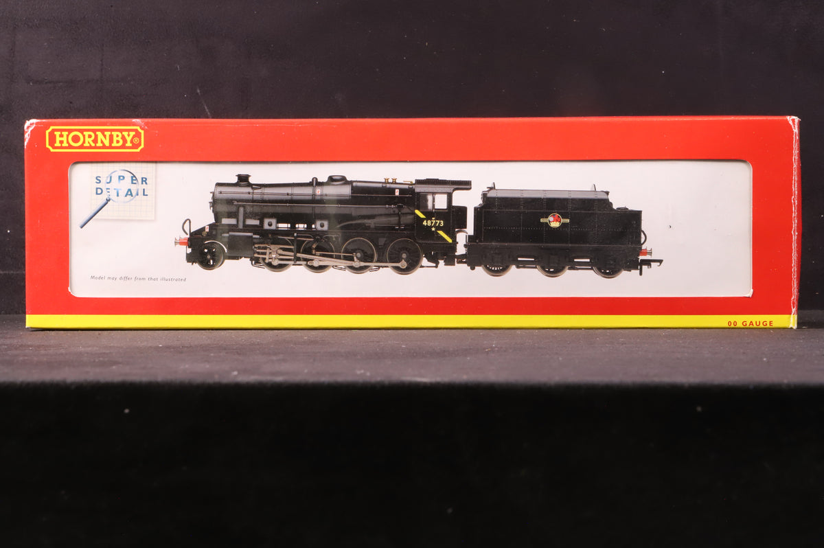 Hornby OO R2393 Class 8F 48773 in BR Black w/ Late Crests &amp; Overhead Electric Yellow Stripe