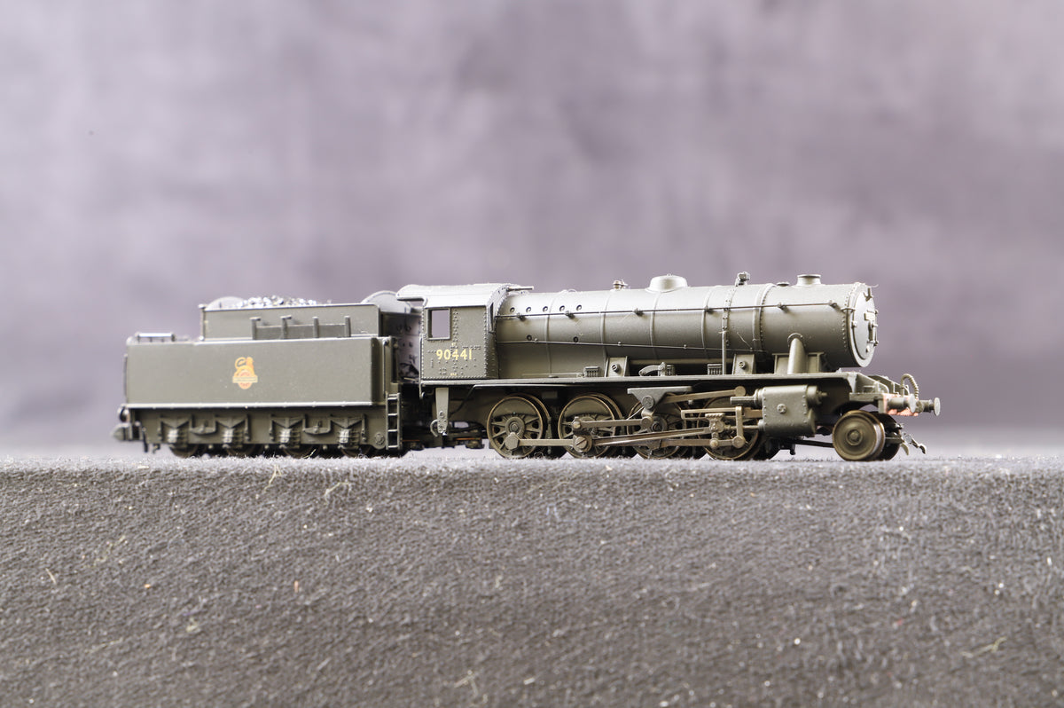 Graham Farish N 372-425A Class WD Austerity 2-8-0 &#39;90441&#39; BR Black E/C Weathered