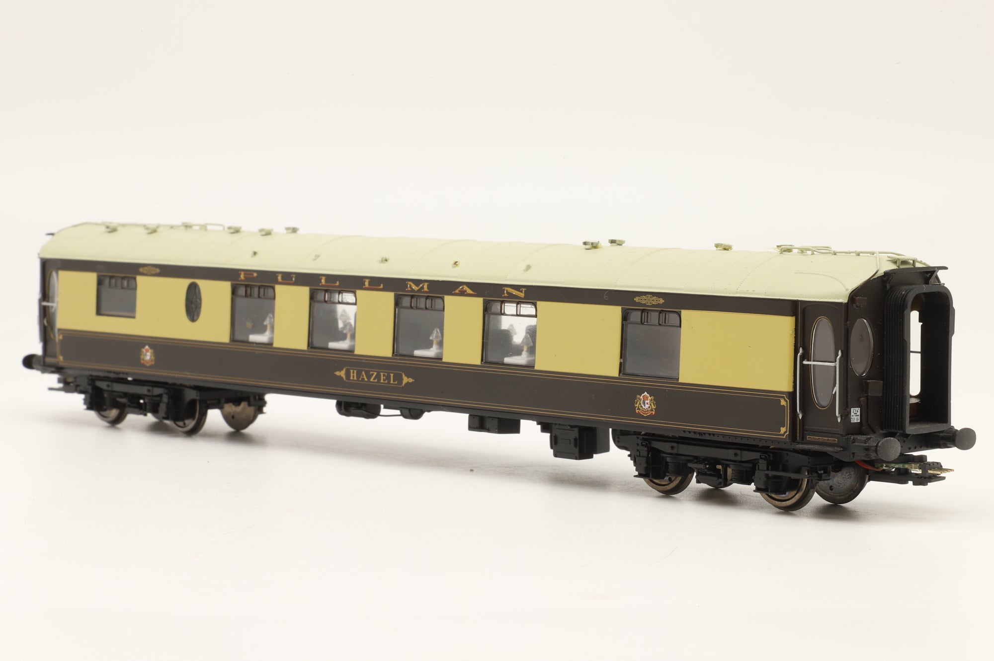 Hornby OO R2987 Brighton Belle 5-Car Set, DCC Sound