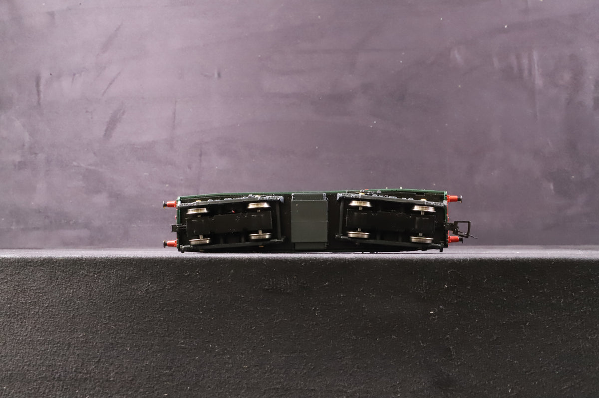 Heljan OO 1502 Class 15 D8229 in BR Green w/ Full Yellow Ends