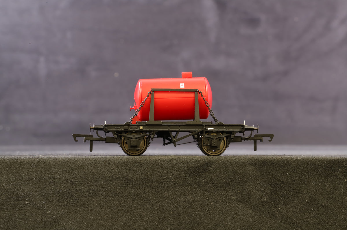 Clark Railworks OO Gauge C3025 Demountable Tank Wagon &#39;B749028&#39;, Plain Red (Internal User)