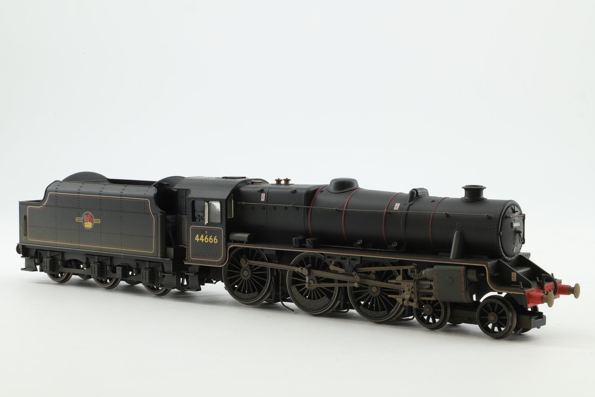 Hornby OO R2382 Class 5MT 44666 in Lined BR Black w/ Late Crests