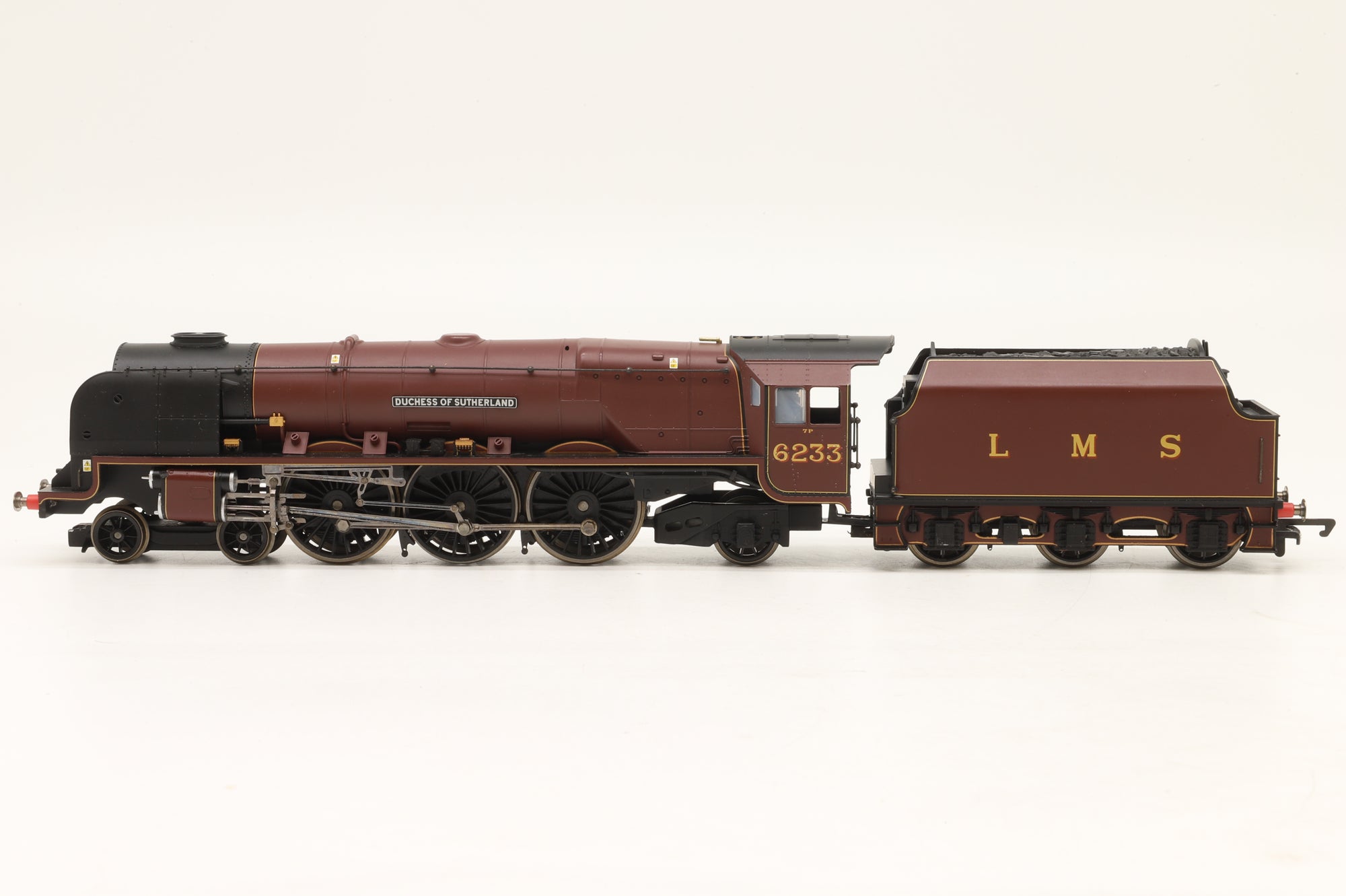 Hornby OO Princess Coronation Class '6233' 'Duchess of Sutherland' LMS Lined Maroon DCC Fitted