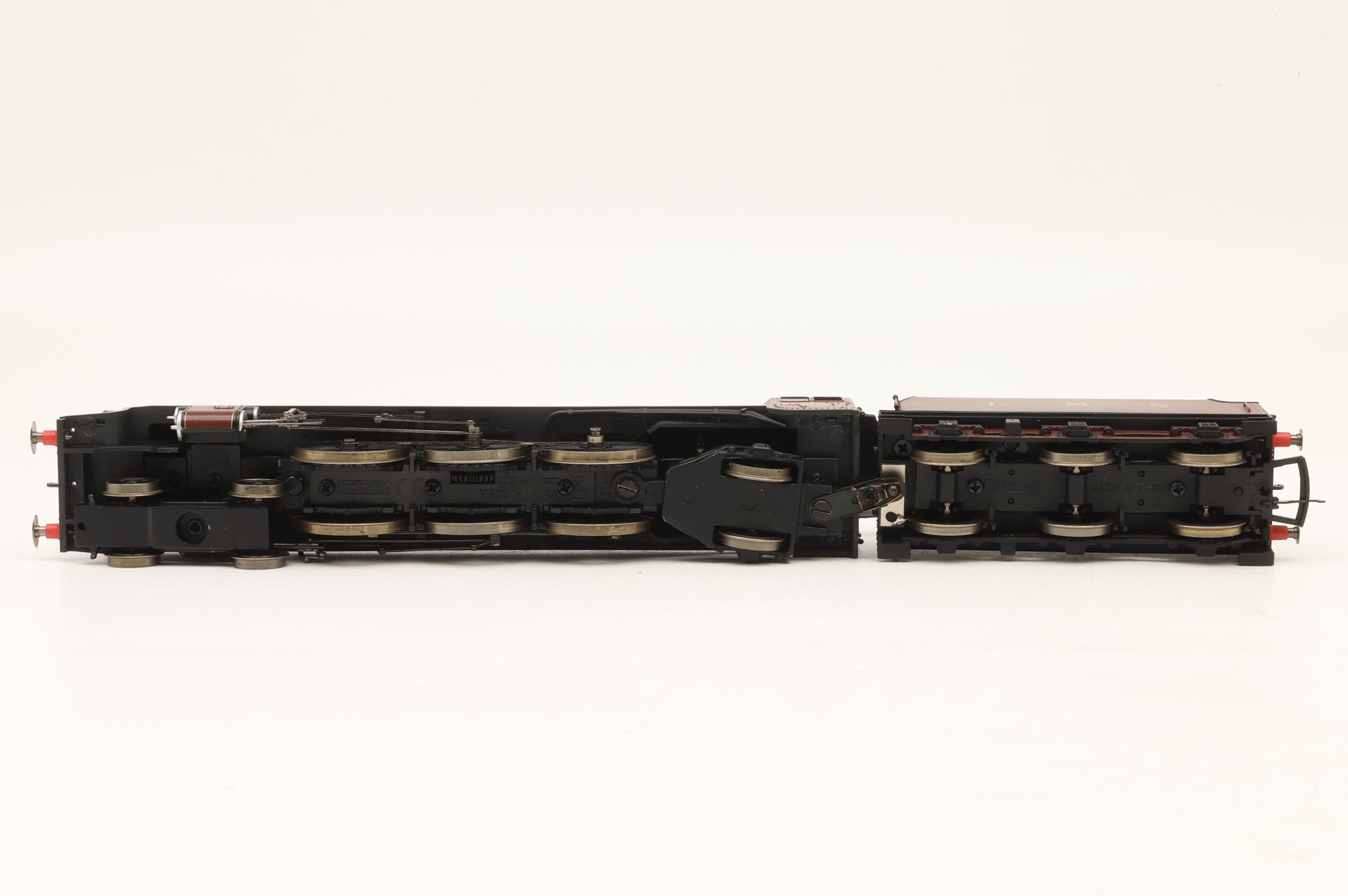 Hornby OO Princess Coronation Class '6233' 'Duchess of Sutherland' LMS Lined Maroon DCC Fitted