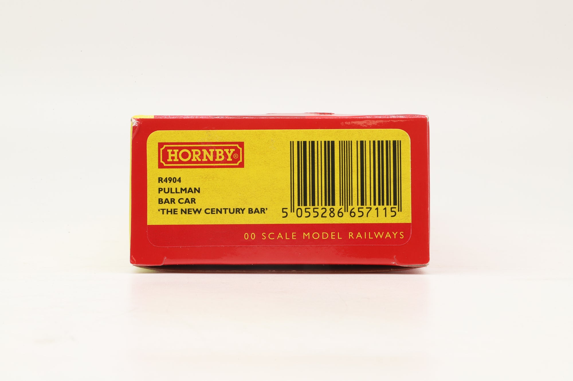 Hornby OO R4904 Pullman Bar Car 'The New Century Bar' With Lights