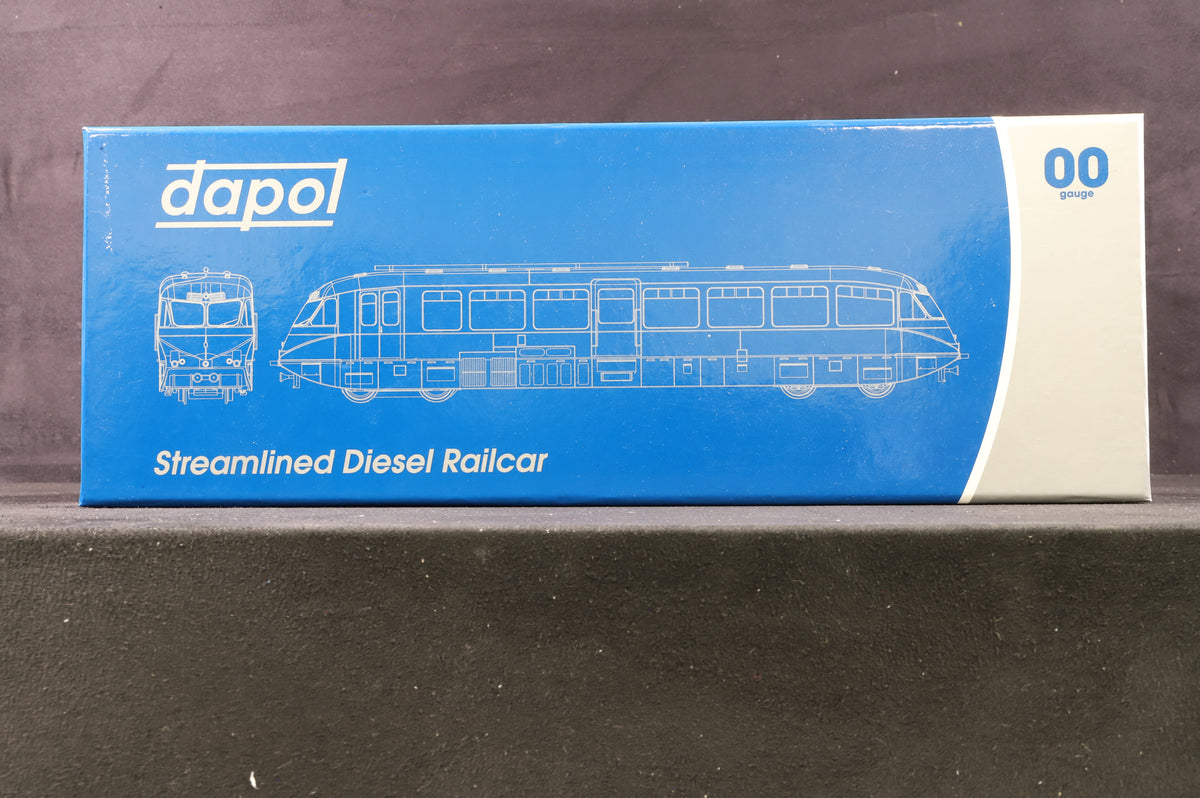 Dapol OO 4D-011-002 Streamlined Railcar &#39;W10&#39; BR Lined Chocolate &amp; Cream