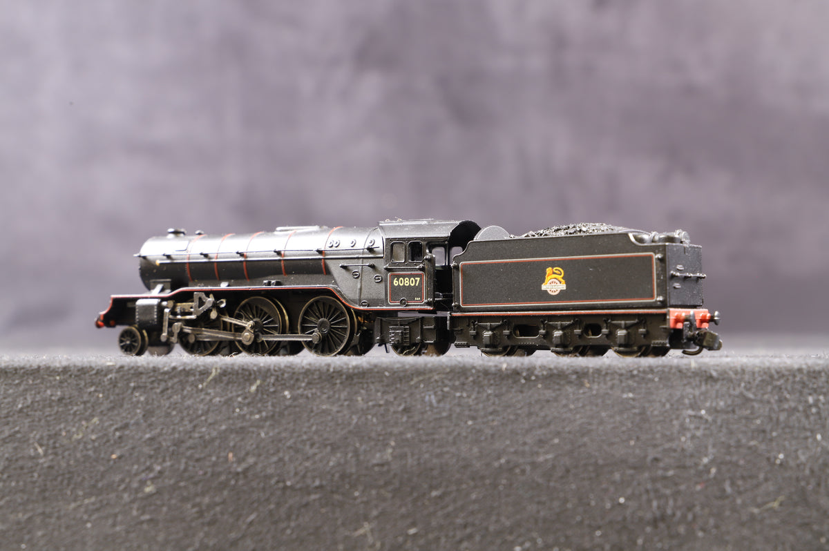 Graham Farish N 372-601 Class V2 2-6-2 &#39;60807&#39; BR Lined Black E/C