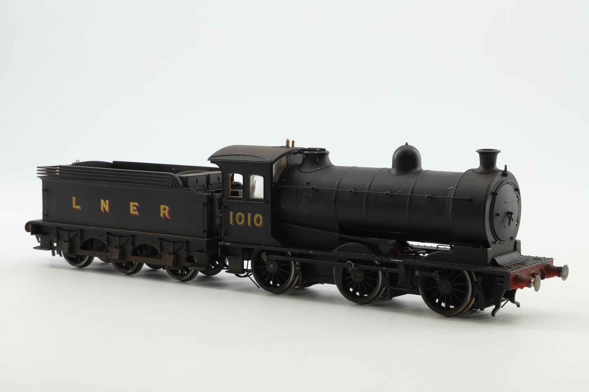 Oxford Rail OO OR76J27001XS J27 No. 1010 in LNER Black - DCC Sound & Weathered