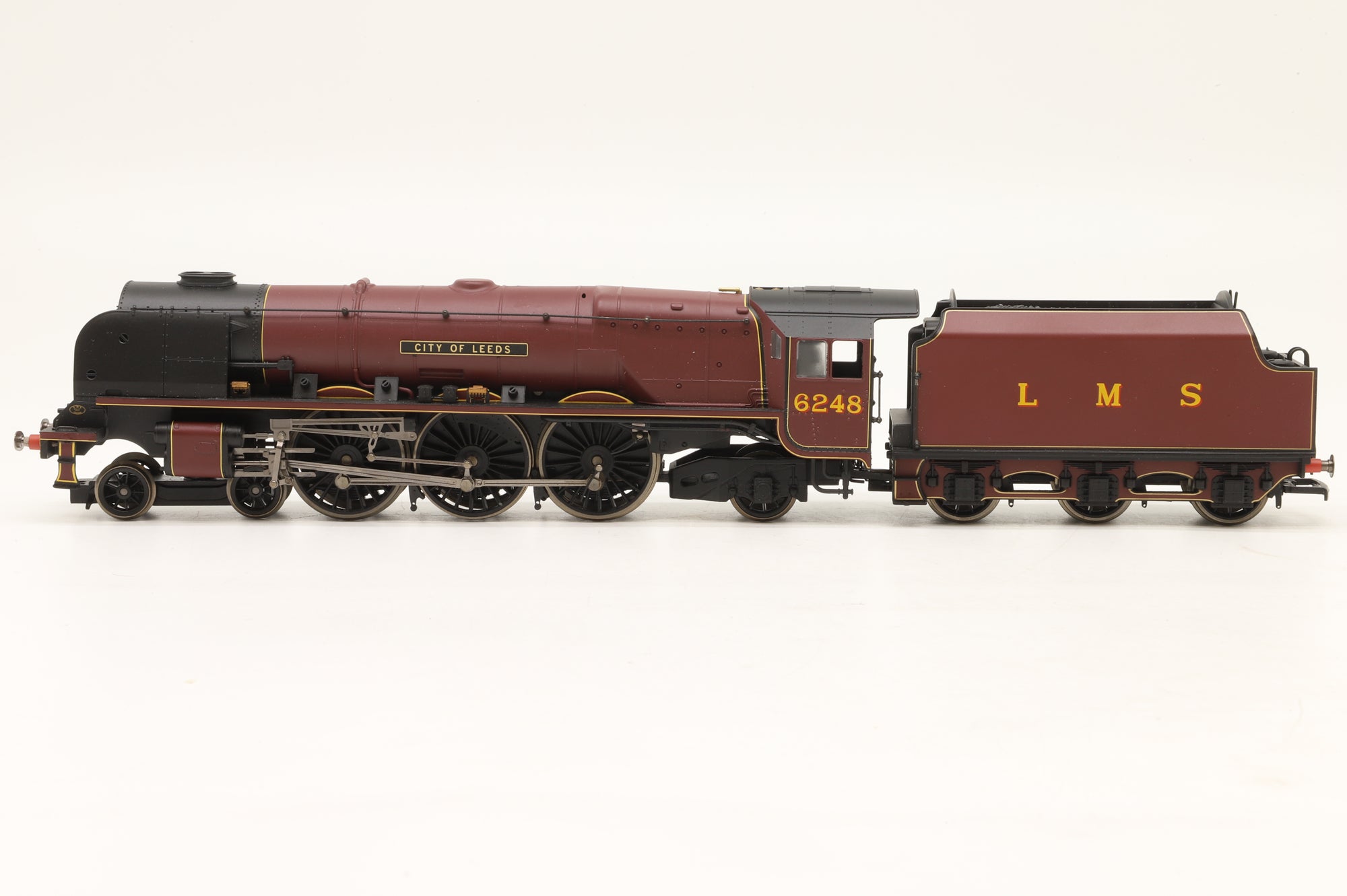 Hornby OO Princess Coronation Class '6248' 'City Of Leeds' LMS Lined Maroon DCC Fitted